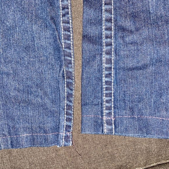 COPY - True Religion size 27 - Picture 3 of 9